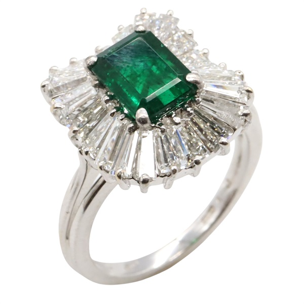 祖母綠 鑽石 18K白金 戒指 (祖母綠有缺角)【JEWELRY 無品牌珠寶】 Emerald 6.5g