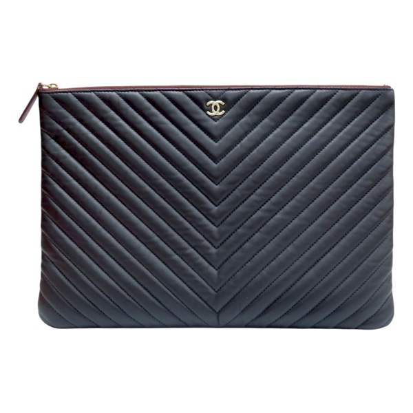 黑色 山形紋 羊皮 手拿包 A82552