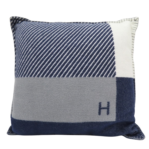藍/白/灰色 毛絨 抱枕