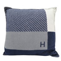 藍/白/灰色 毛絨 抱枕