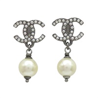 黑色金屬 雙C水晶 白珠 耳環【CHANEL 香奈兒】