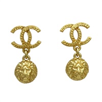 獅子頭垂墜 金屬 CC 耳環【CHANEL 香奈兒】