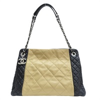 黑杏雙色 羊皮 肩背包 銀釦【CHANEL 香奈兒】