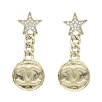 淺金色鍍金 水晶 星星 圓牌CC垂墜 針式耳環【CHANEL 香奈兒】 AB402