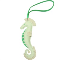 綠色 Agneau milo羊皮 海馬 吊飾 B刻【HERMES 愛馬仕】