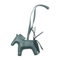 綠色 Agneau milo羊皮 Rodeo PM 飛馬 掛飾 A刻【HERMES 愛馬仕】 H064929CAAJ