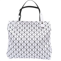 白色 幾何蜂巣 PVC 手提包【BAO BAO ISSEY MIYAKE 三宅一生 BB53-AG321
