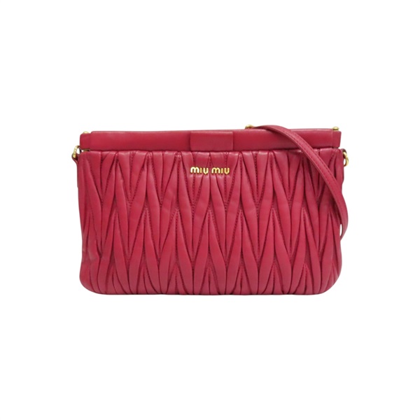 紅色 Matelasse 羊皮 肩背包【MIU MIU 繆繆】