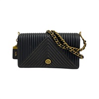 黑色 牛皮 Dinky with Quilting and Rivets 肩背包【COACH 寇馳】 22789
