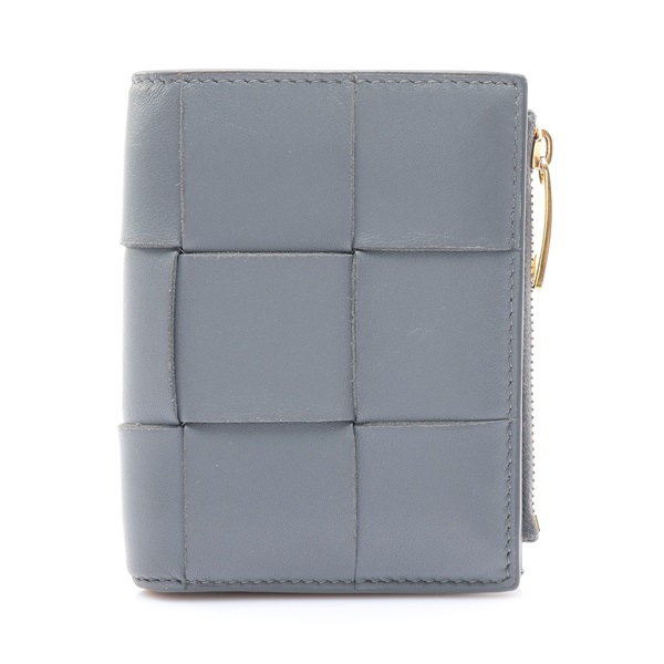 藍灰色 編織羊皮 Cassette Small Bi-Fold 扣式 短夾【BOTTEGA VENETA BV 寶緹嘉】 742698