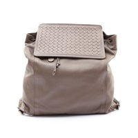 灰色 小羊皮 Greige 後背包【BOTTEGA VENETA BV 寶緹嘉】
