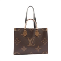 Monogram Giant On The Go MM金扣手挽肩背兩用袋 M45321