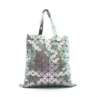 BAO BAO ISSEY MIYAKE 三宅一生 PRISM BASICS 肩背包 漸層極光色 PVC帆布 BB63-AG513