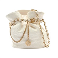 CHANEL 香奈兒 CC Turnlock Medallion 水桶包 肩背包 白色 羊皮 AS4002