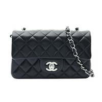 CHANEL 香奈兒 Mini Classic Flap 肩背包 黑色 羊皮 銀釦 A69900
