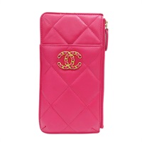 粉色 羊皮 菱格紋 Chanel 19 手機卡片套【CHANEL 香奈兒】 AP1182