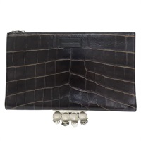 黑色 牛皮壓紋 The Small Knuckle 手拿包【Alexander McQueen 亞歷山大麥昆】