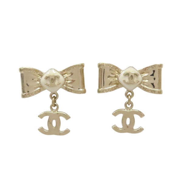 金色金屬 雙C墜飾 蝴蝶結 耳環【CHANEL 香奈兒】 AB8224