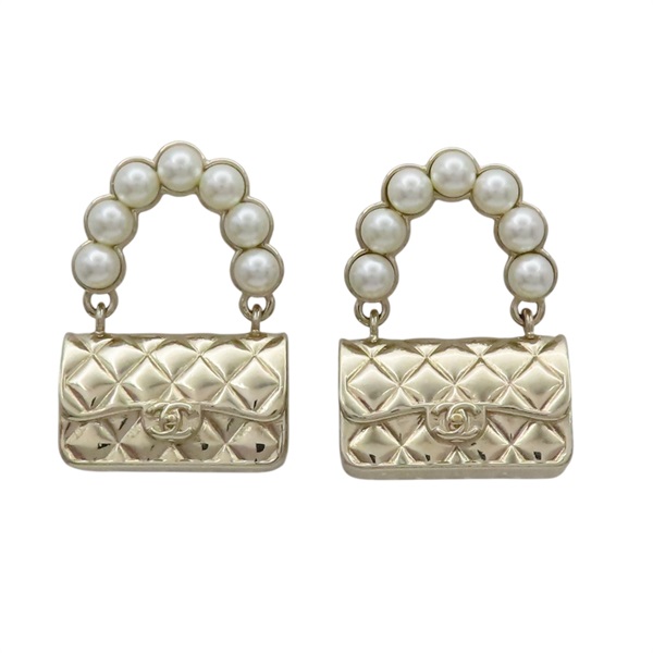 金色金屬 白色圓珠 翻蓋包墜飾 耳環【CHANEL 香奈兒】 AB6211