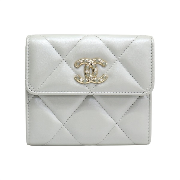 銀色 菱格紋 羊皮 扣式 短夾【CHANEL 香奈兒】