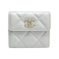 銀色 菱格紋 羊皮 扣式 短夾【CHANEL 香奈兒】