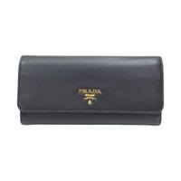 黑色 Saffiano牛皮 VITELLO MOVE 金扣 長夾【PRADA 普拉達】 1MH132