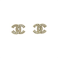 淺金色 鍍金 Pearl Logo 耳環【CHANEL 香奈兒】