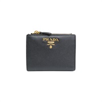 黑色牛皮 扣式 短夾 1ML023【PRADA 普拉達】 1ML023