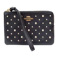 黑色 牛皮 鉚釘造型 手拿包【COACH 寇馳】