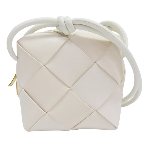 白色 羊皮 Cassette 肩背包【BOTTEGA VENETA BV 寶緹嘉】