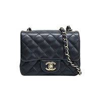 黑色羊皮 Mini Coco 17 鍊帶 肩背包【CHANEL 香奈兒】 A35200