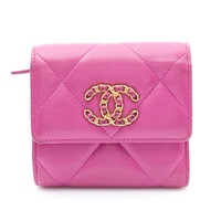 CHANEL 香奈兒 19 三折扣式短夾 紫色 菱格紋羊皮 金扣 AP1064