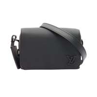 LOUIS VUITTON LV 路易威登 Fastline Wearable Wallet 肩背包 黑色 牛皮 M82085