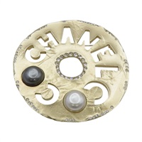 CO CO CHANEL 珍珠 水鑽 圓牌胸針