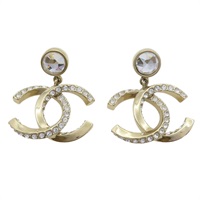 鍍淺金 大LOGO 垂墜 針式耳環【CHANEL 香奈兒】 ABA209
