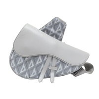 灰色 PVC塗層帆布 CD Diamond Saddle 胸包【Dior 迪奧】