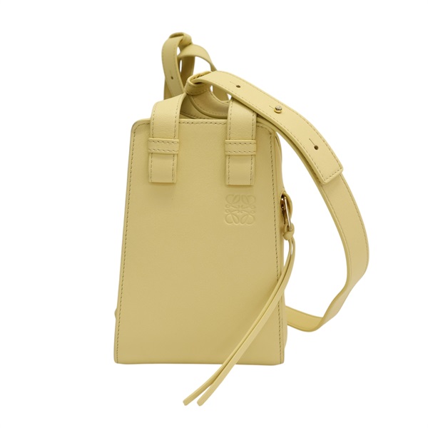 黃色牛皮 Hammock 肩背包 A538H13X10【LOEWE 羅威】 A538H13X10