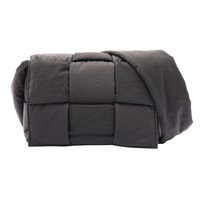黑色 編織尼龍 Padded Tech Cassette 肩背包【BOTTEGA VENETA BV 寶緹嘉】 755182