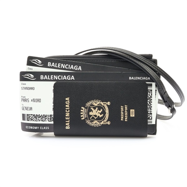 黑色 牛皮 掛式 護照包【BALENCIAGA 巴黎世家】 7877332AA3R1000