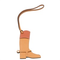 HERMES 愛馬仕 Paddock boot 吊飾 沙灘金色 Butler/swift牛皮 H069716CK