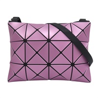 紅/粉 PVC Lucent W Color 肩背包【BAO BAO ISSEY MIYAKE 三宅一生】 BB51AG606