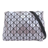 紫色 PVC 三角格 肩背包【BAO BAO ISSEY MIYAKE 三宅一生】