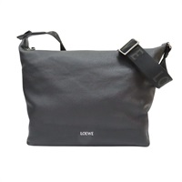 黑色牛皮 Cubi crossbody 肩背包【LOEWE 羅威】 B906K70X22