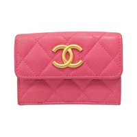 粉色 菱格紋 荔枝牛皮 三折扣式短夾 金釦【CHANEL 香奈兒】 AP3518