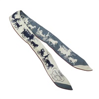 白/淺藍 絲綢 馬車 Paris Qui Roule典藏 Twilly 絲巾【HERMES 愛馬仕】 H064315S