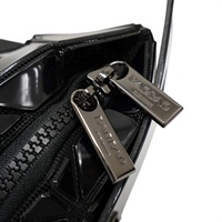 黑色 PVC polyester 肩背包 BB61AG421【BAO BAO ISSEY MIYAKE 三宅一生】 BB61AG421