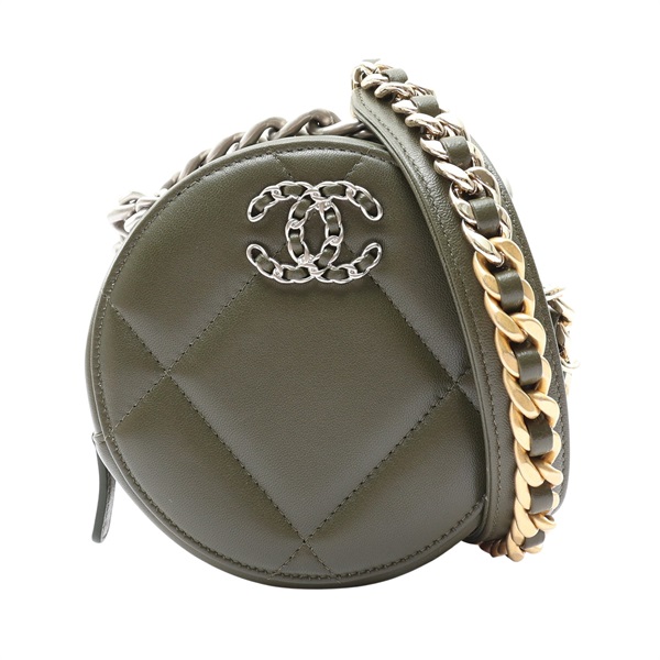 綠色 羊皮 Chanel 19 Round Clutch 肩背包 銀釦【CHANEL 香奈兒】 AP0945