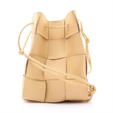 Small Cassette Bucket 肩背包 卡其色 編織牛皮【BOTTEGA VENETA BV 寶緹嘉】 680218
