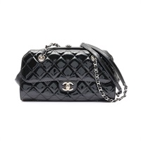 CHANEL 香奈兒 Kisslock Accordion 肩背包 黑色 菱格紋漆皮 銀扣 無卡