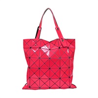 粉/紅色 PVC塗層帆布 手提包 BB83-AG603-27【BAO BAO ISSEY MIYAKE 三宅一生】 BB83-AG603-27